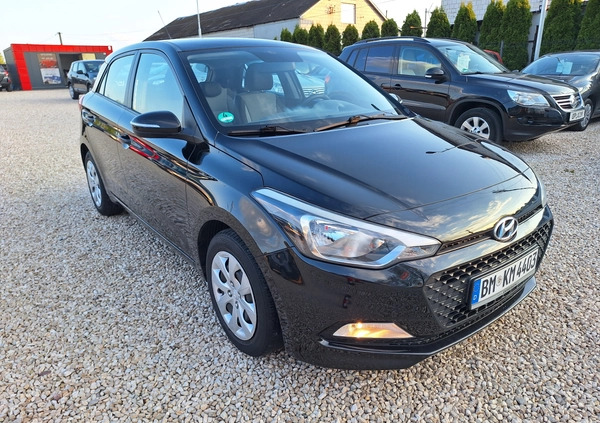 Hyundai i20 cena 32444 przebieg: 155300, rok produkcji 2015 z Kluczbork małe 596